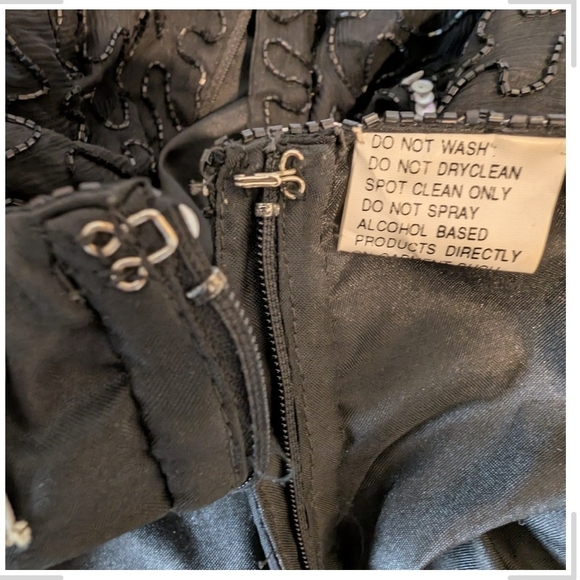 Pre-owned   Vintage Stenay Black and Silver Embroidered Blouse.100%Silk - Picture 8 of 9